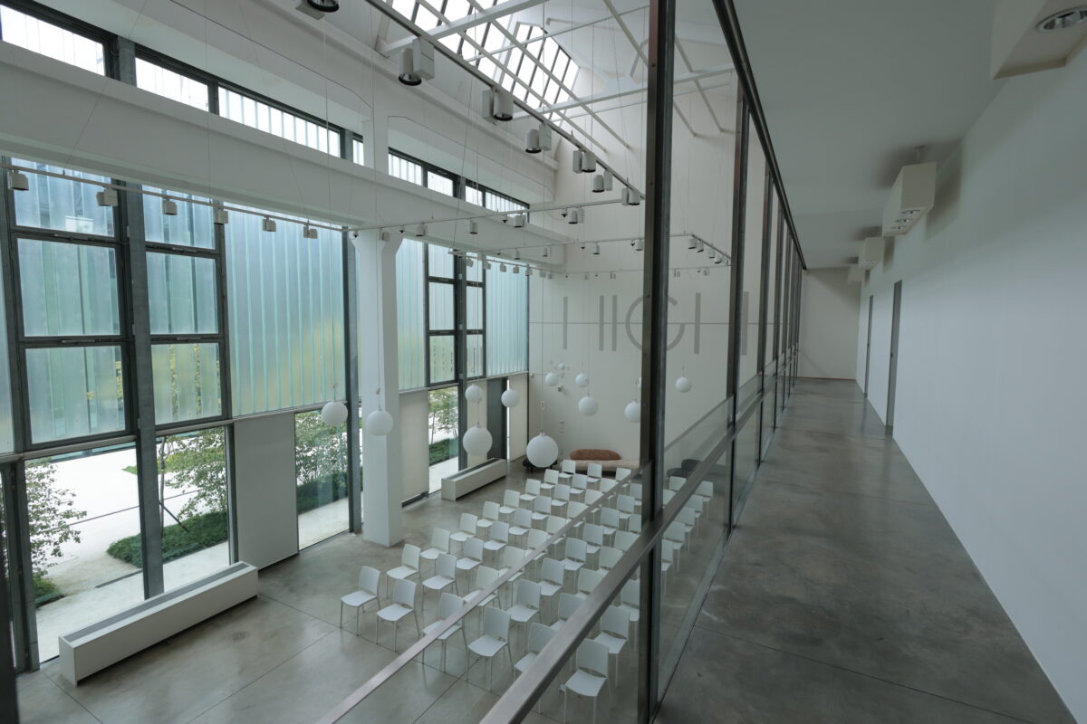 allestimento congressuale nell’open space vetrato